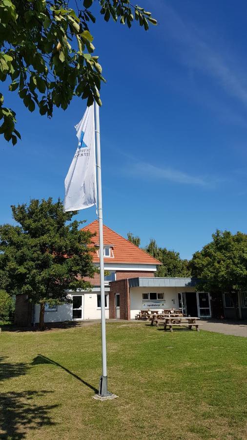 Jugendherberge Fehmarn Exteriör bild